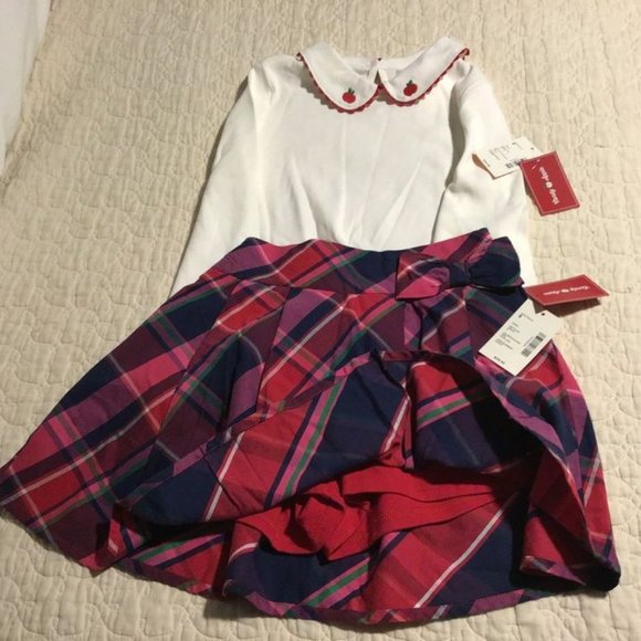 Gymboree Other - Brand New Size 8 skort and top outfit by Gymboree--Bargain price!